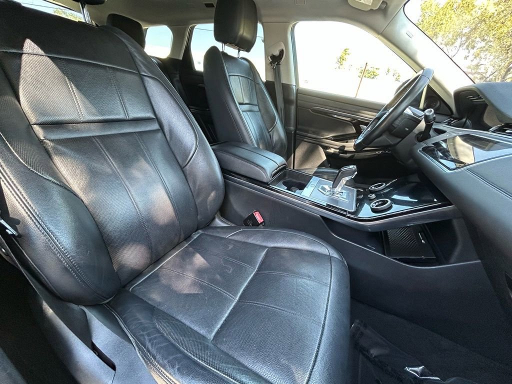Used 2020 Land Rover Range Rover Evoque SE image 31