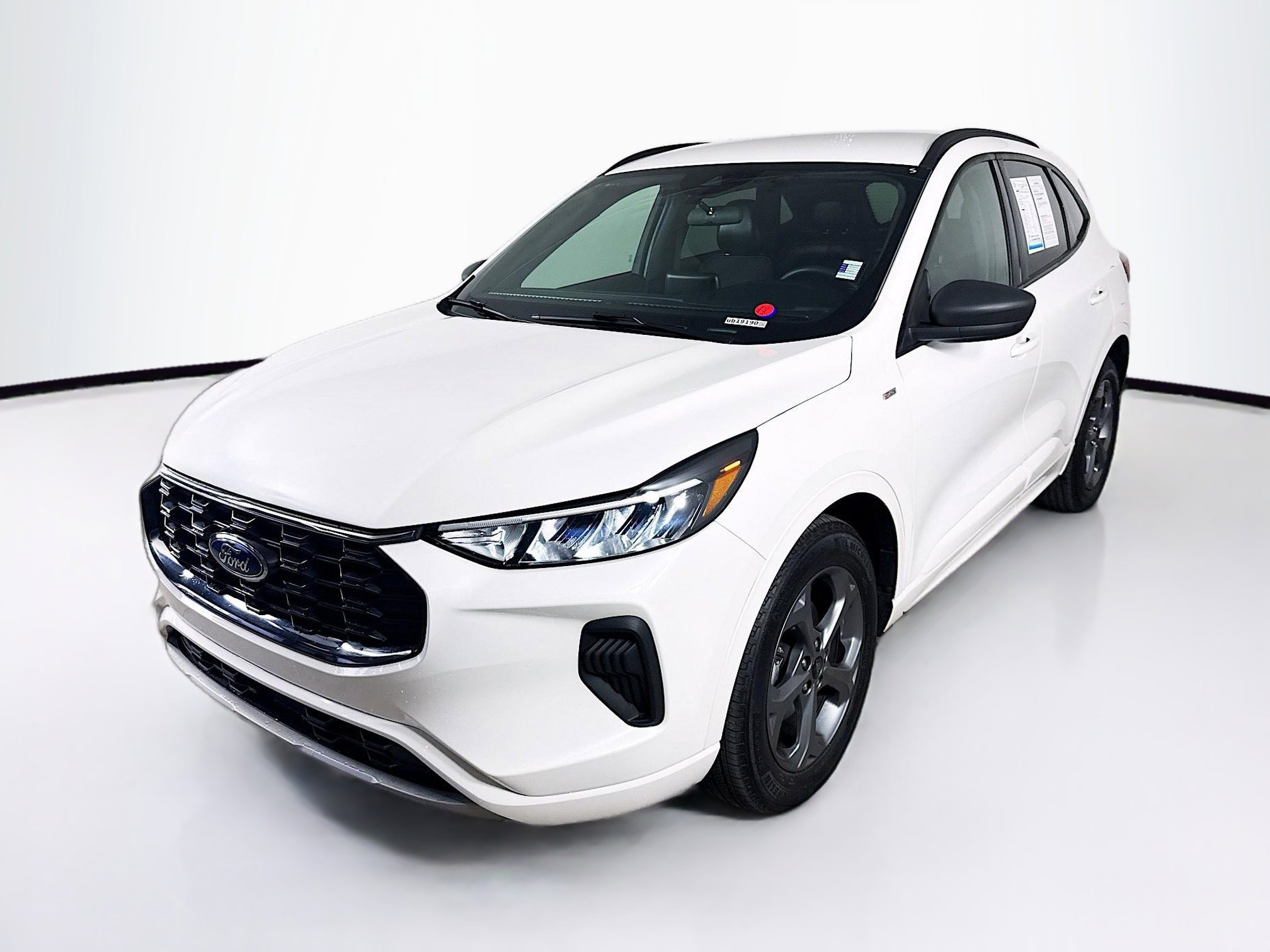 Used 2024 Ford Escape ST-Line w/ Equipment Group 301A image 4