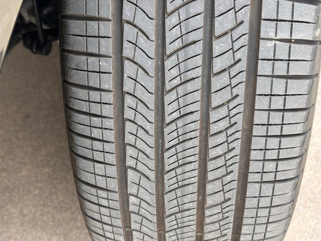 Used 2026 Hyundai Palisade Calligraphy image 3