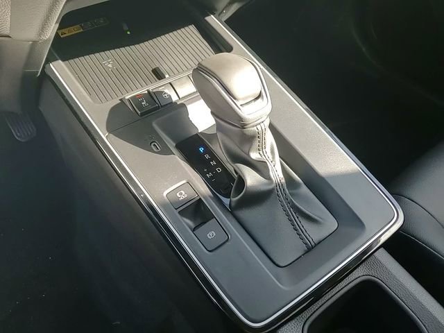 Used 2026 Toyota Corolla Cross XLE w/ Convenience Package image 18