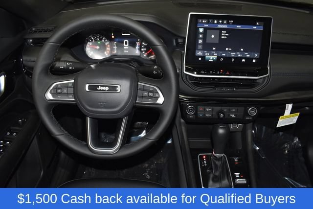 New 2026 Jeep Compass Latitude AWD/4WD image 14