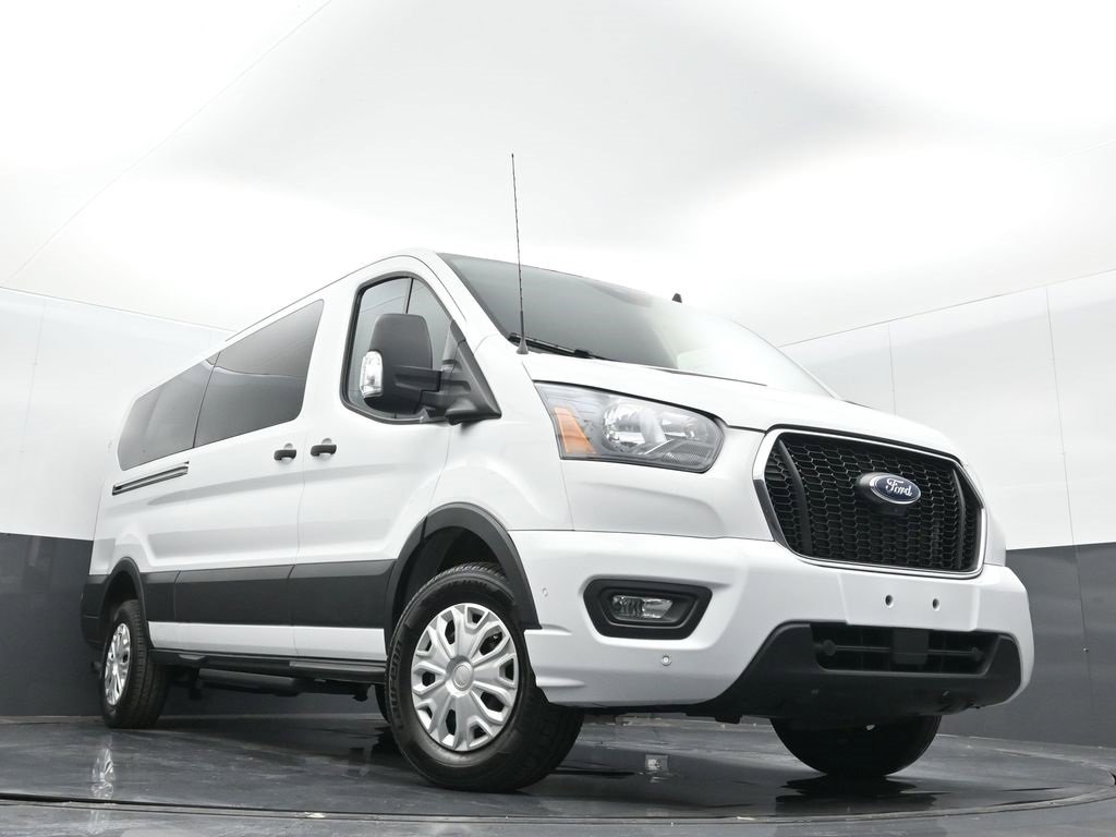 Used 2023 Ford Transit 350 XLT image 25