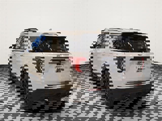 Used 2023 Ford Explorer ST w/ Equipment Group 401A image 10