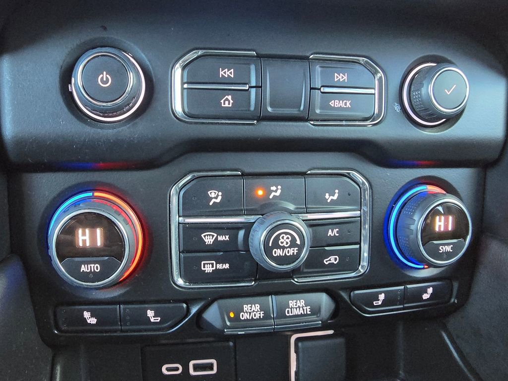 Used 2022 Chevrolet Tahoe LT image 34