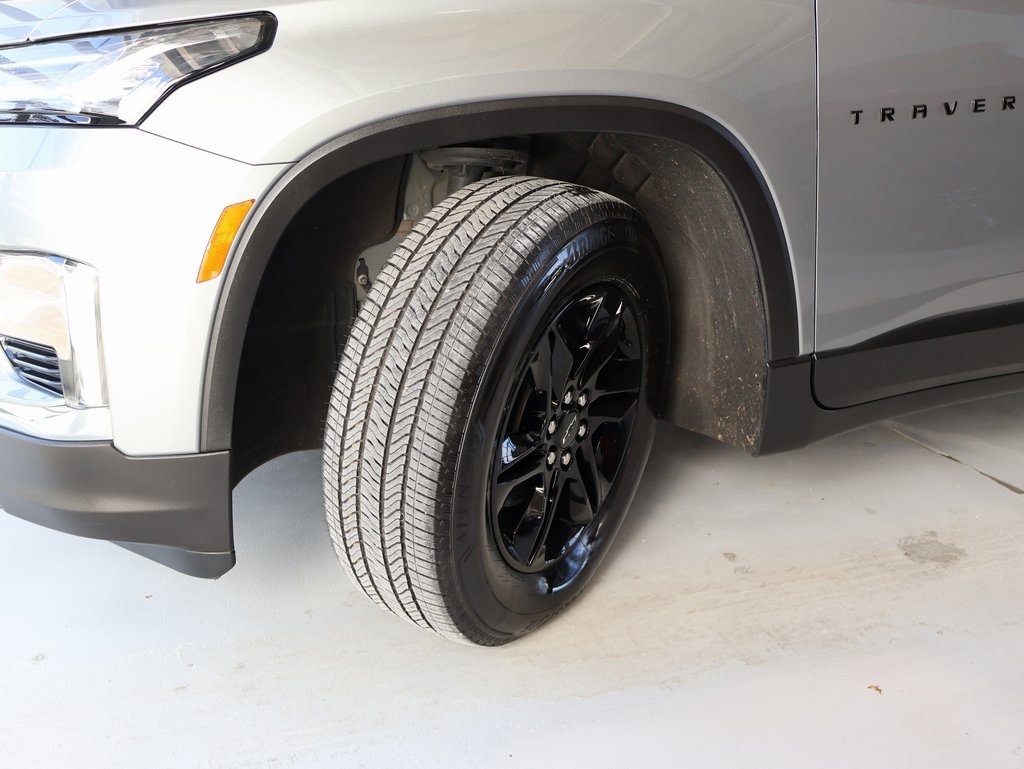 Certified 2023 Chevrolet Traverse LT w/ Midnight/Sport Edition image 41