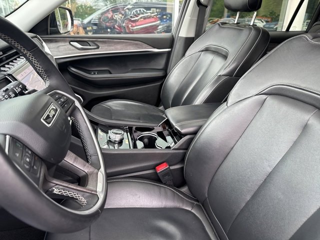 Used 2022 Jeep Grand Cherokee L Limited image 15