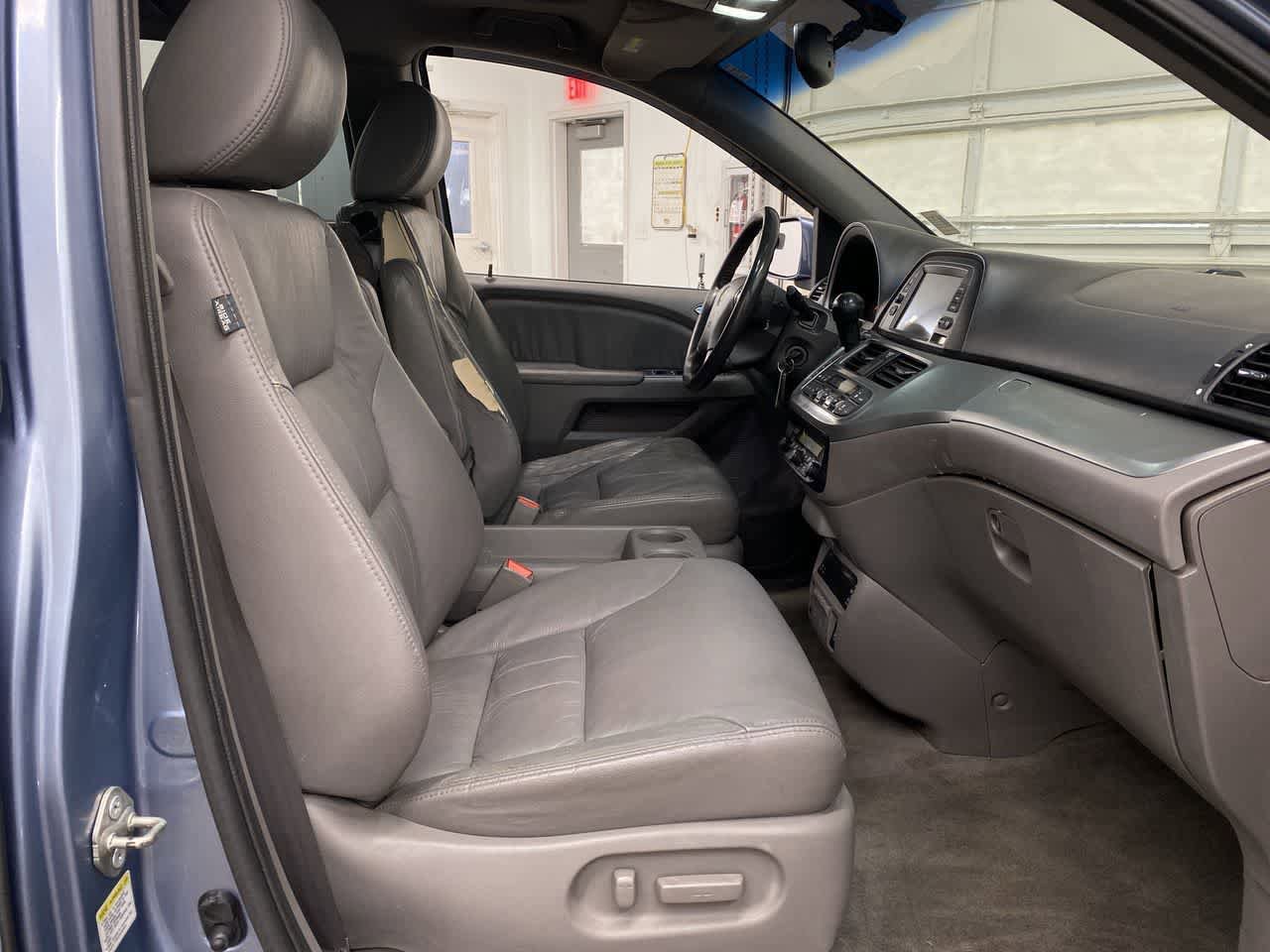 Used 2010 Honda Odyssey EX-L image 19