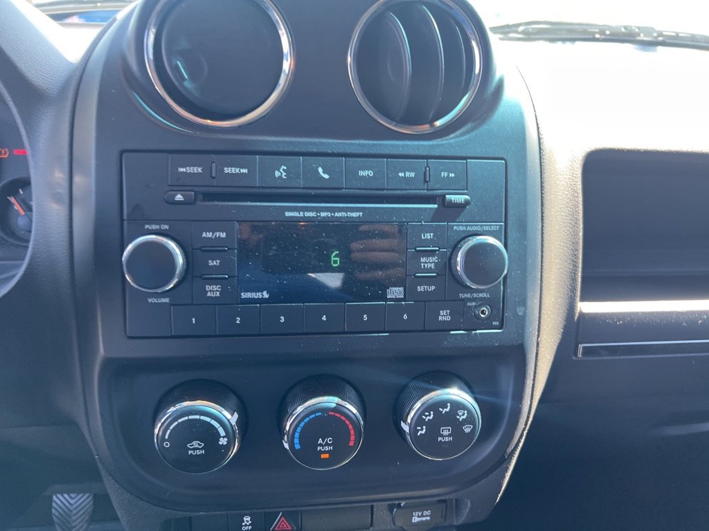 Used 2016 Jeep Patriot Sport image 34