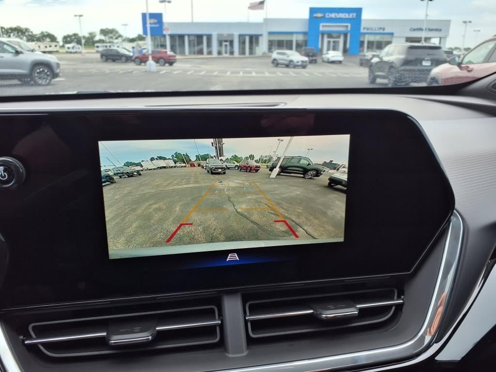 New 2025 Chevrolet Trax RS w/ Sunroof Package FWD image 19