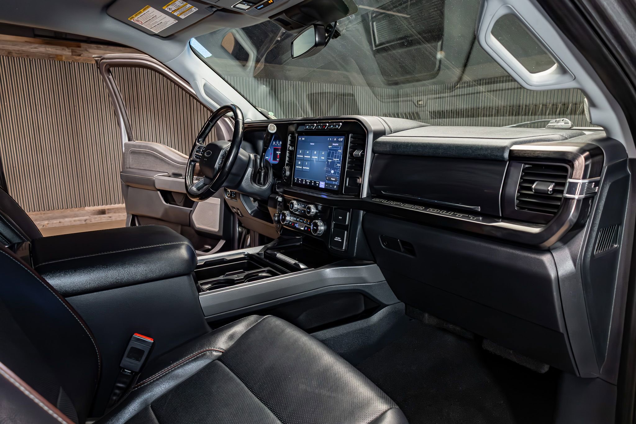 Used 2023 Ford F350 Lariat w/ Lariat Ultimate Package AWD/4WD image 14