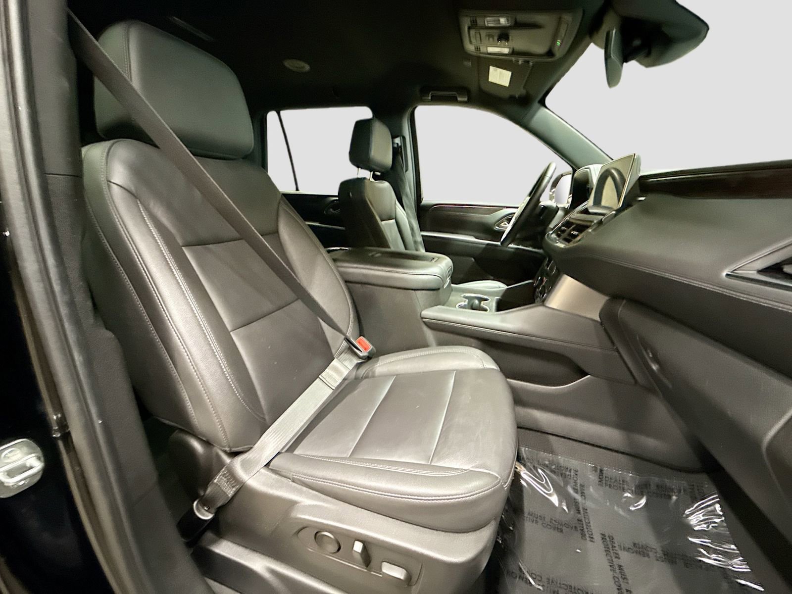 Used 2024 Chevrolet Tahoe LT AWD/4WD image 32