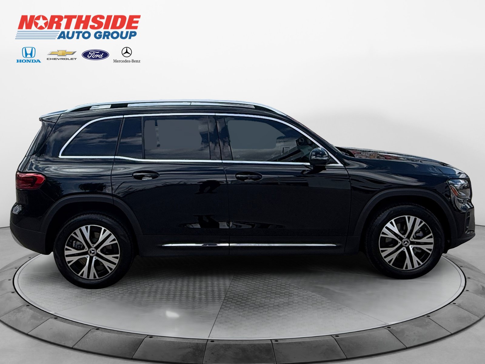 Used 2026 Mercedes-Benz GLB 250 image 8