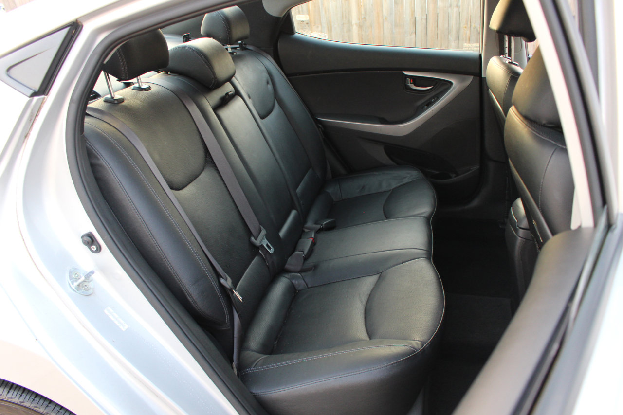 Used 2013 Hyundai Elantra Limited image 34