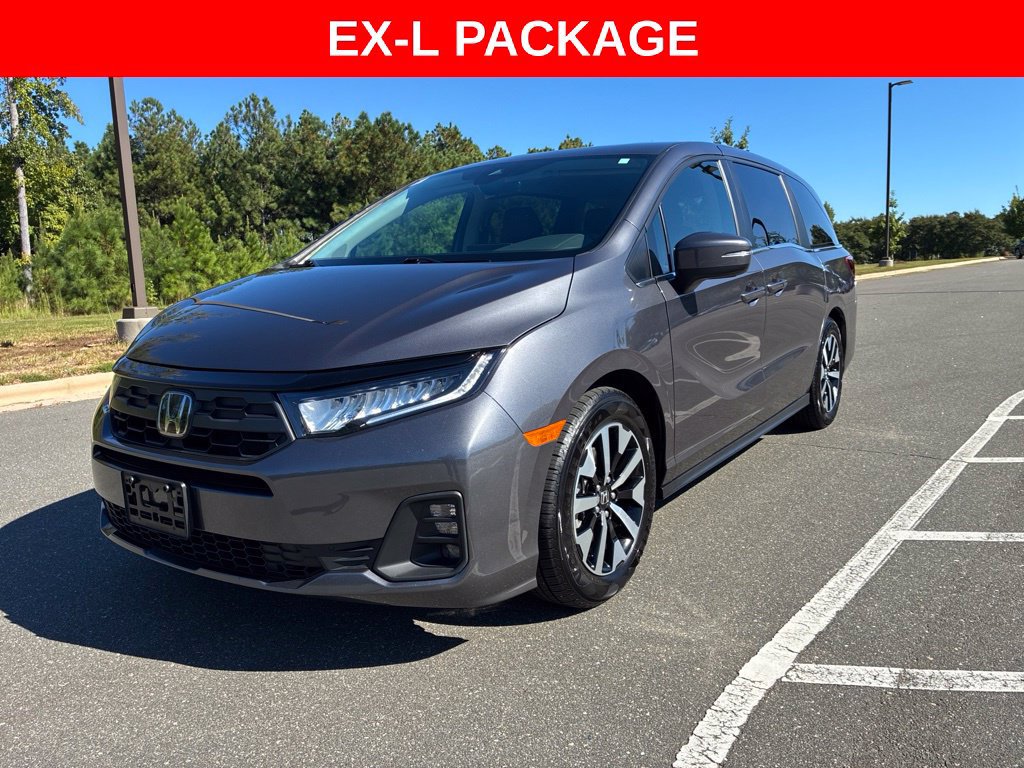 Used 2025 Honda Odyssey EX-L image 3