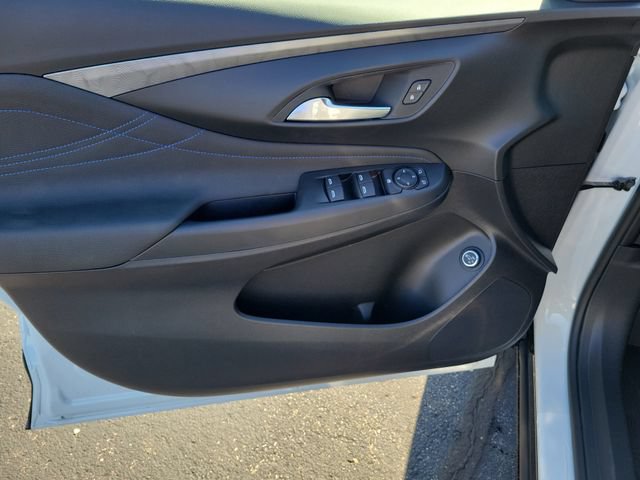 New 2026 Buick Envista Sport Touring w/ Convenience I Package FWD image 20