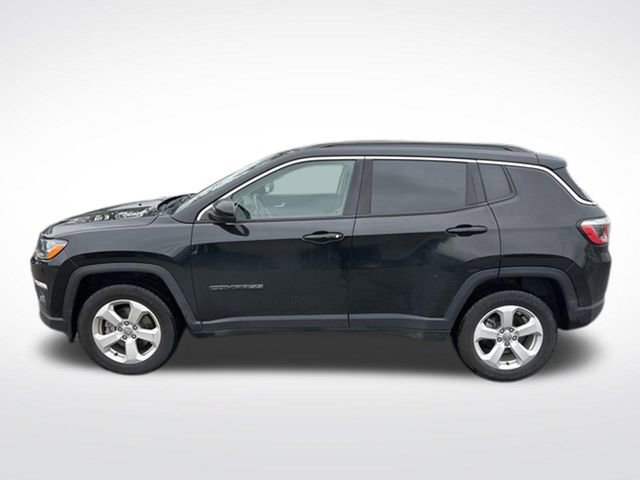 Used 2018 Jeep Compass Latitude w/ Popular Equipment Group AWD/4WD image 2