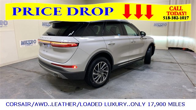 Used 2022 Lincoln Corsair AWD w/ Equipment Group 101A image 3