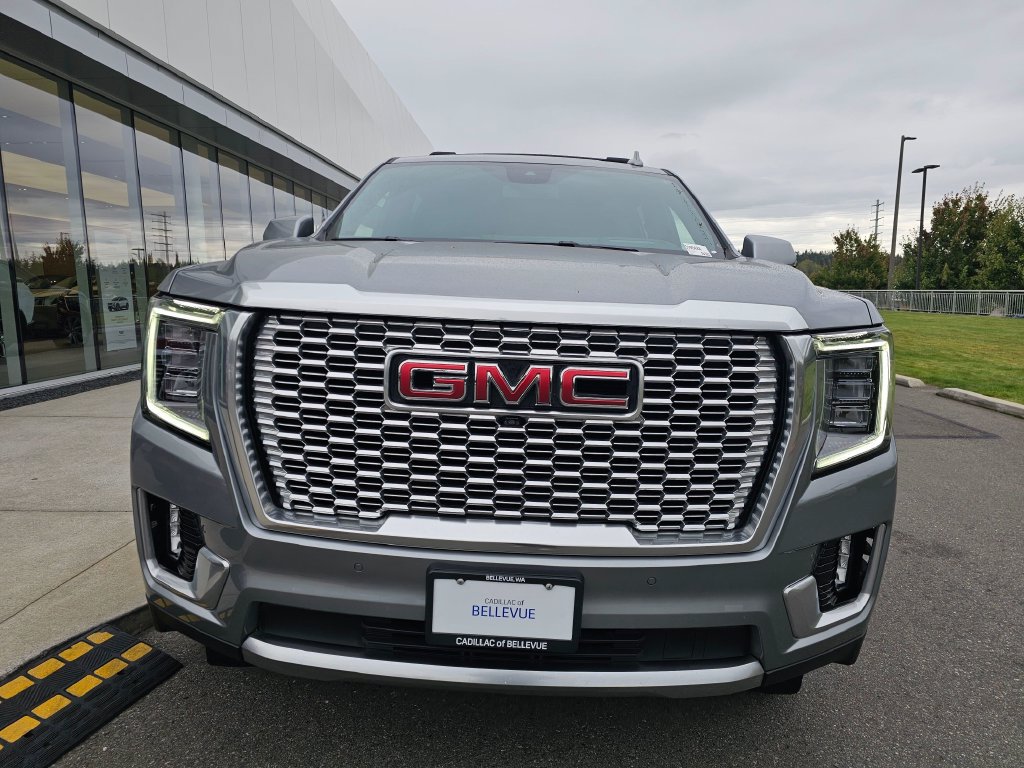 Used 2024 GMC Yukon XL Denali w/ Max Trailering Package AWD/4WD image 2