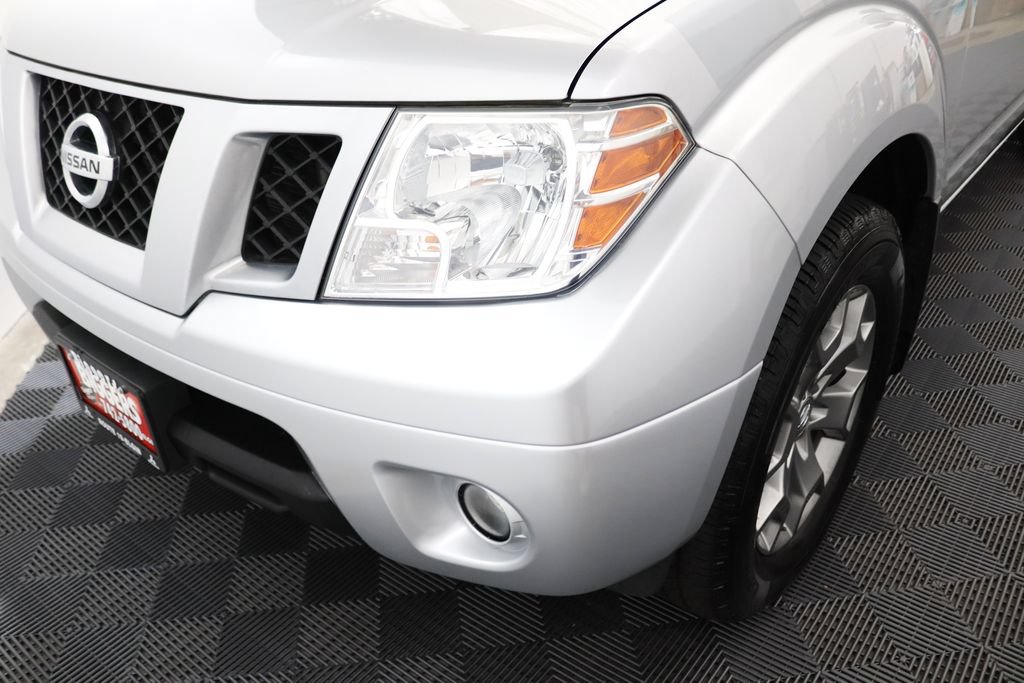 Used 2021 Nissan Frontier SV AWD/4WD image 11