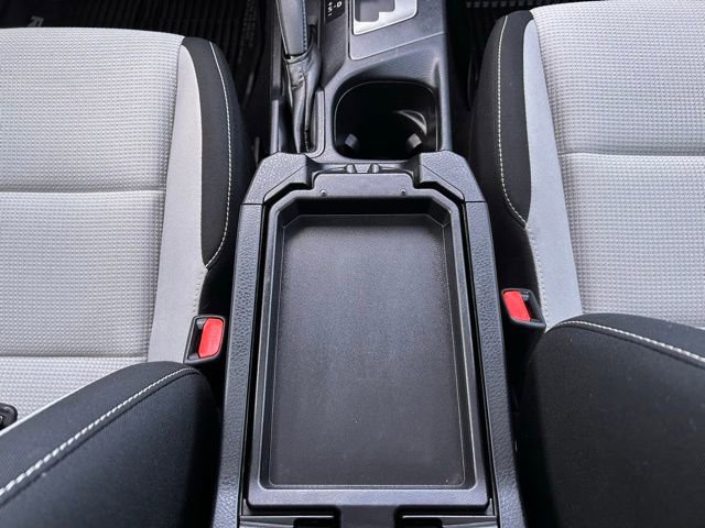 Used 2018 Toyota RAV4 XLE image 19