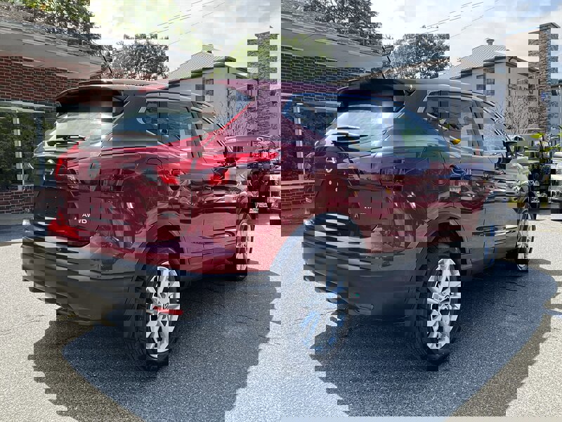 Used 2019 Nissan Rogue Sport S w/ Appearance Package image 5