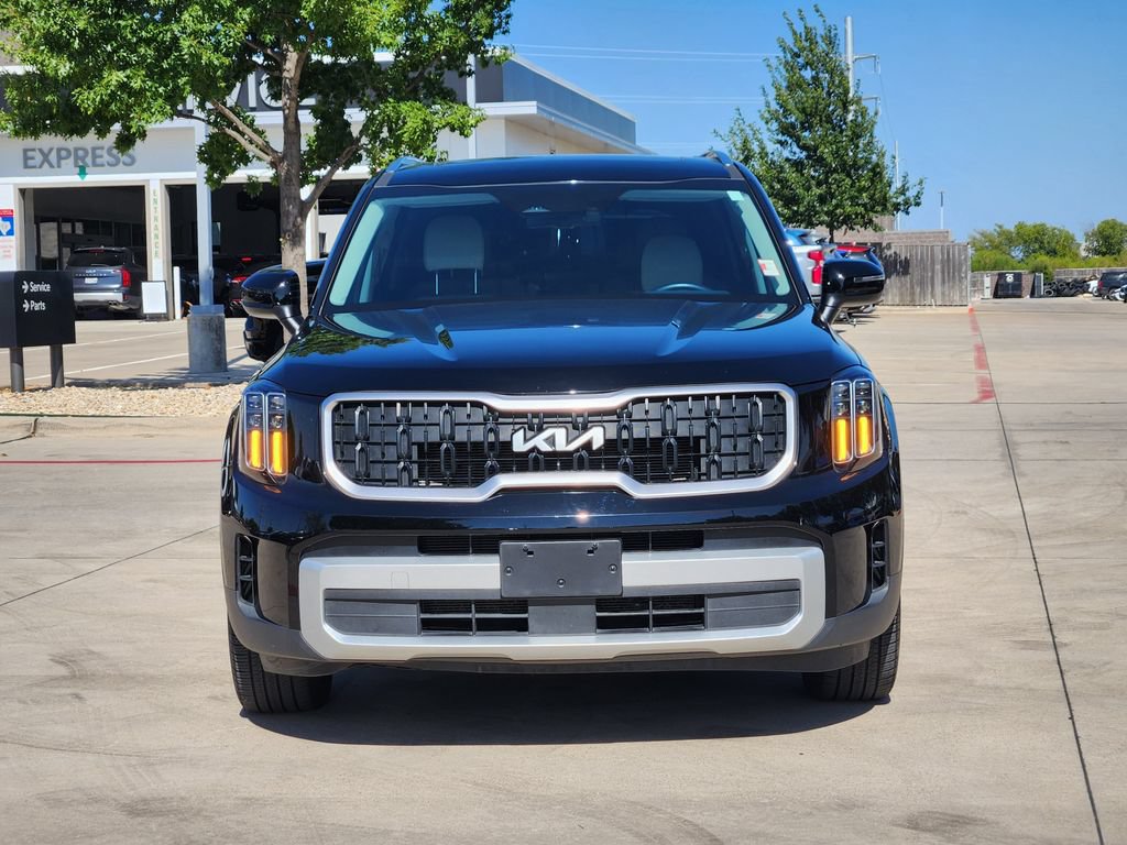 Certified 2024 Kia Telluride EX w/ EX Captain's Chair Package AWD/4WD image 13