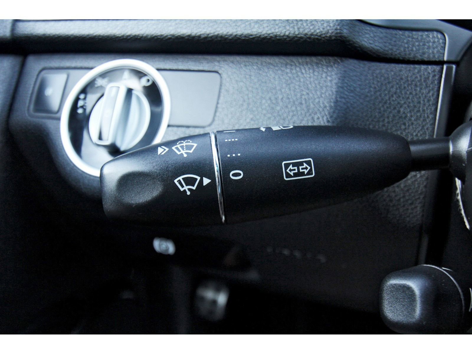 Used 2011 Mercedes-Benz C 300 4MATIC Sedan image 20