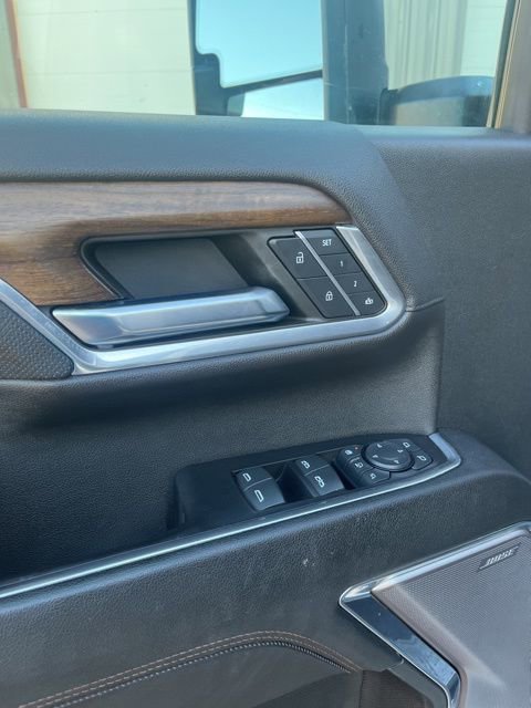 Used 2024 Chevrolet Silverado 2500 High Country w/ Technology Package image 12