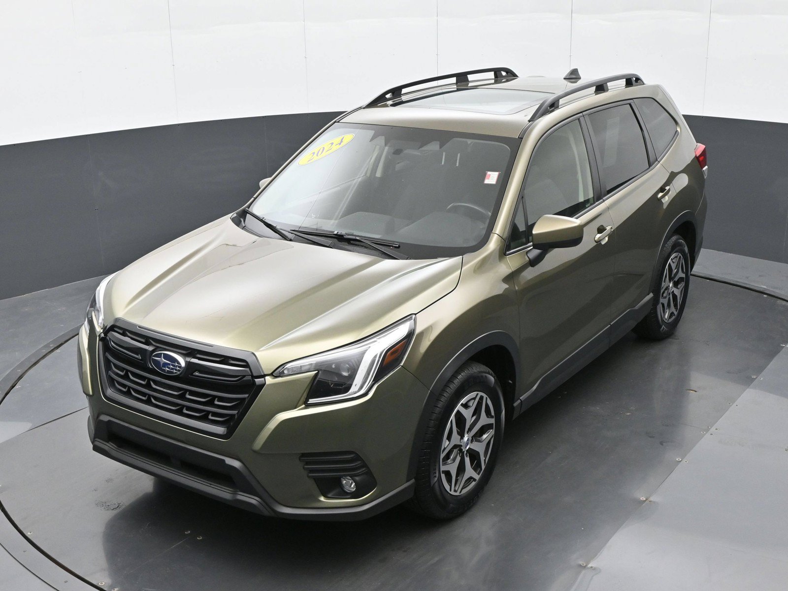 Used 2024 Subaru Forester Premium AWD/4WD image 33