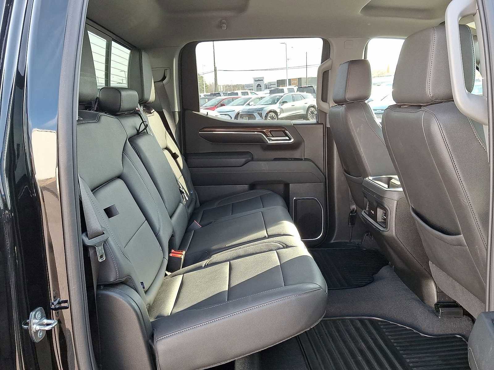 Used 2024 Chevrolet Silverado 1500 RST w/ Convenience Package II image 32