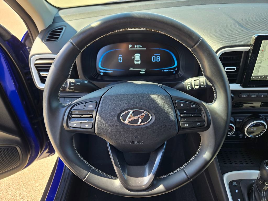 Certified 2023 Hyundai Venue Limited FWD image 40