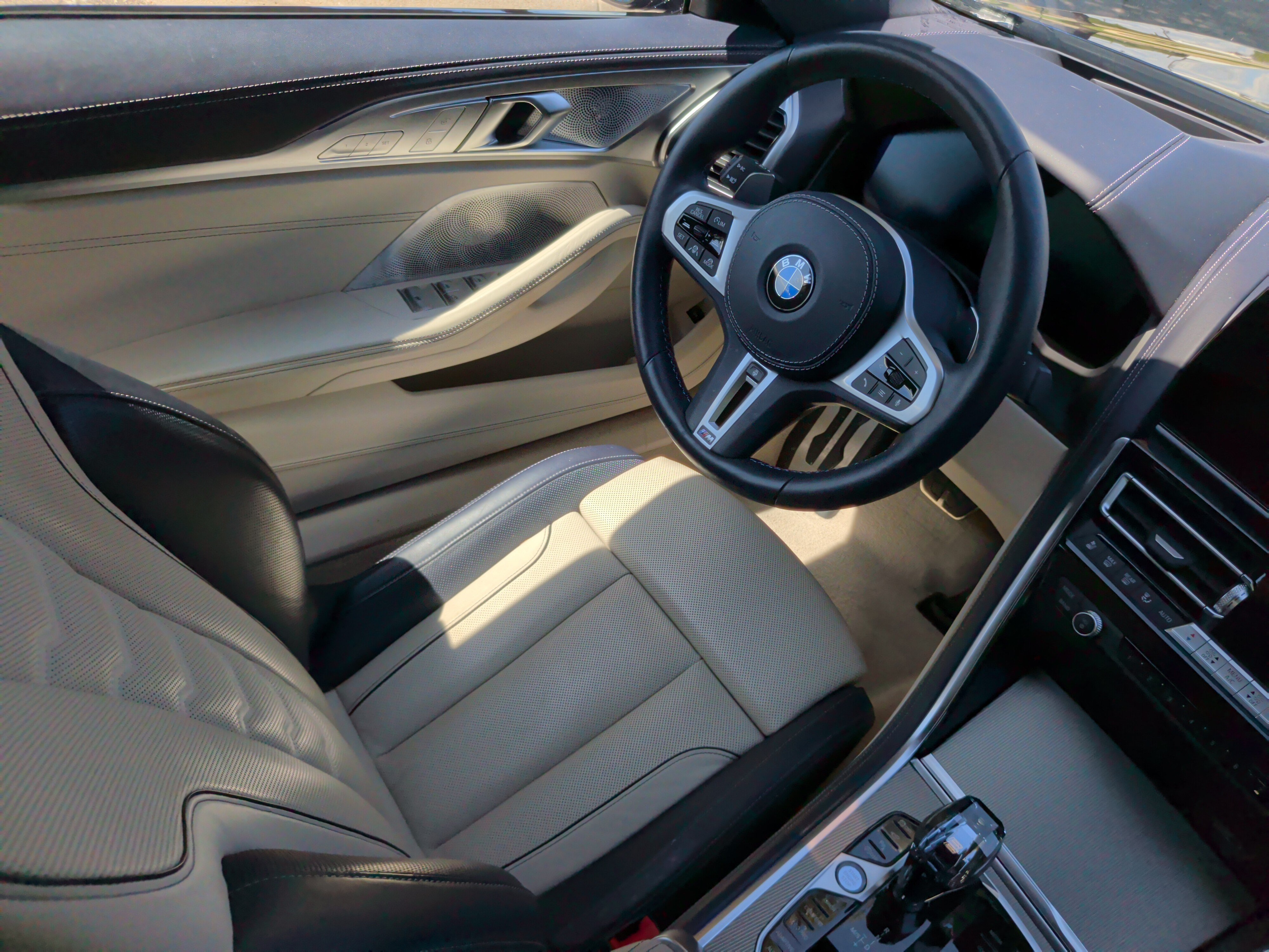 Used 2024 BMW M850i xDrive Convertible AWD/4WD image 32