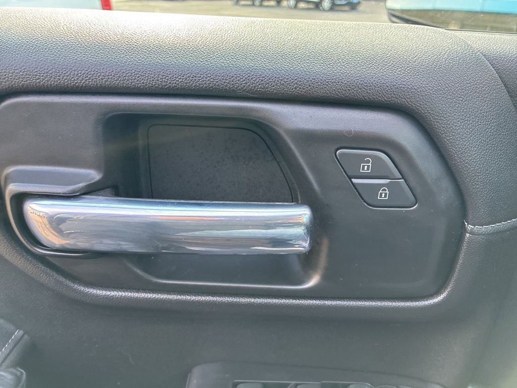 Used 2021 Chevrolet Silverado 1500 LT Trail Boss w/ Convenience Package II image 27