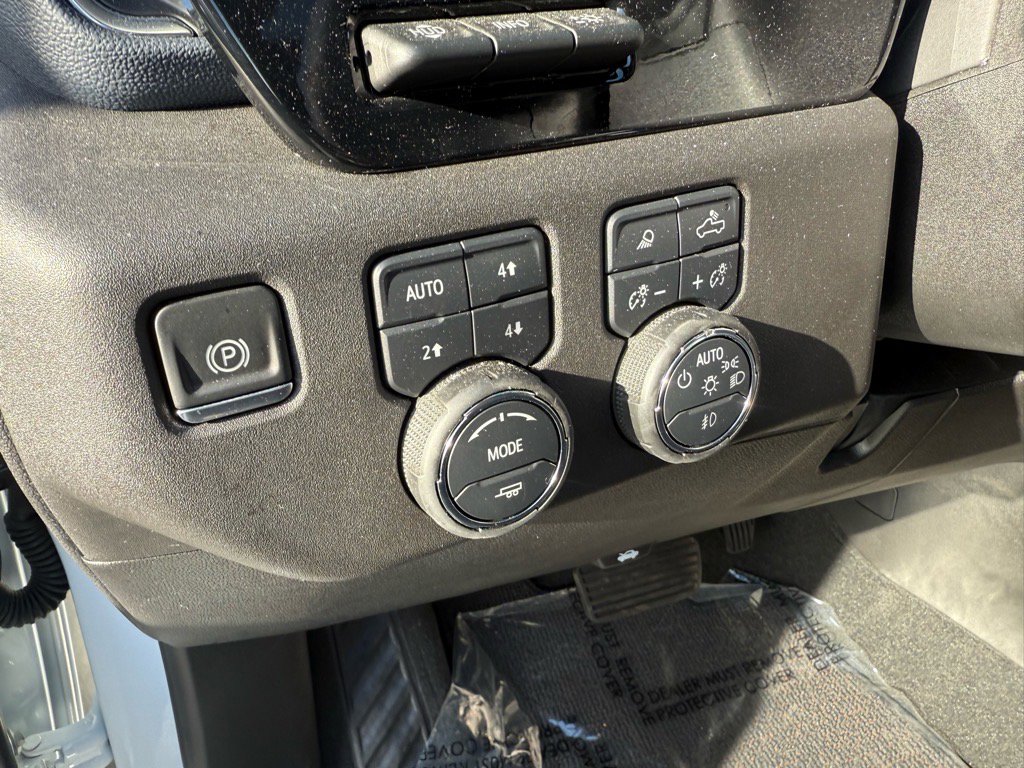 Used 2025 Chevrolet Silverado 2500 High Country w/ High Country Premium Package image 22