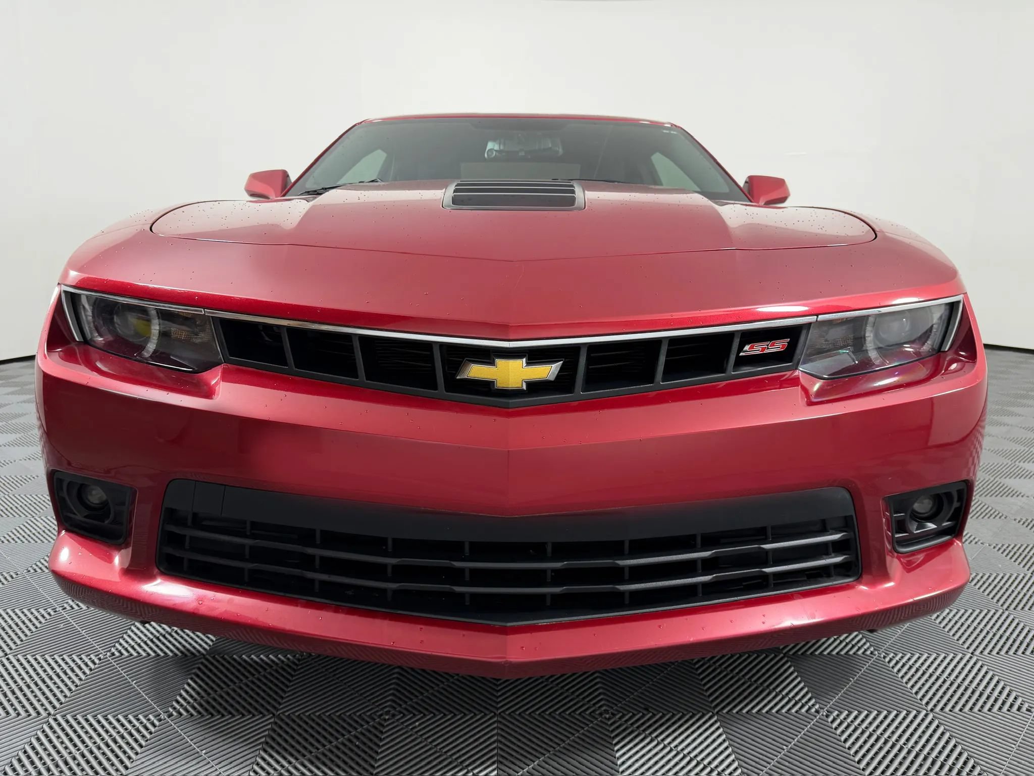 Used 2014 Chevrolet Camaro SS w/ RS Package RWD image 3