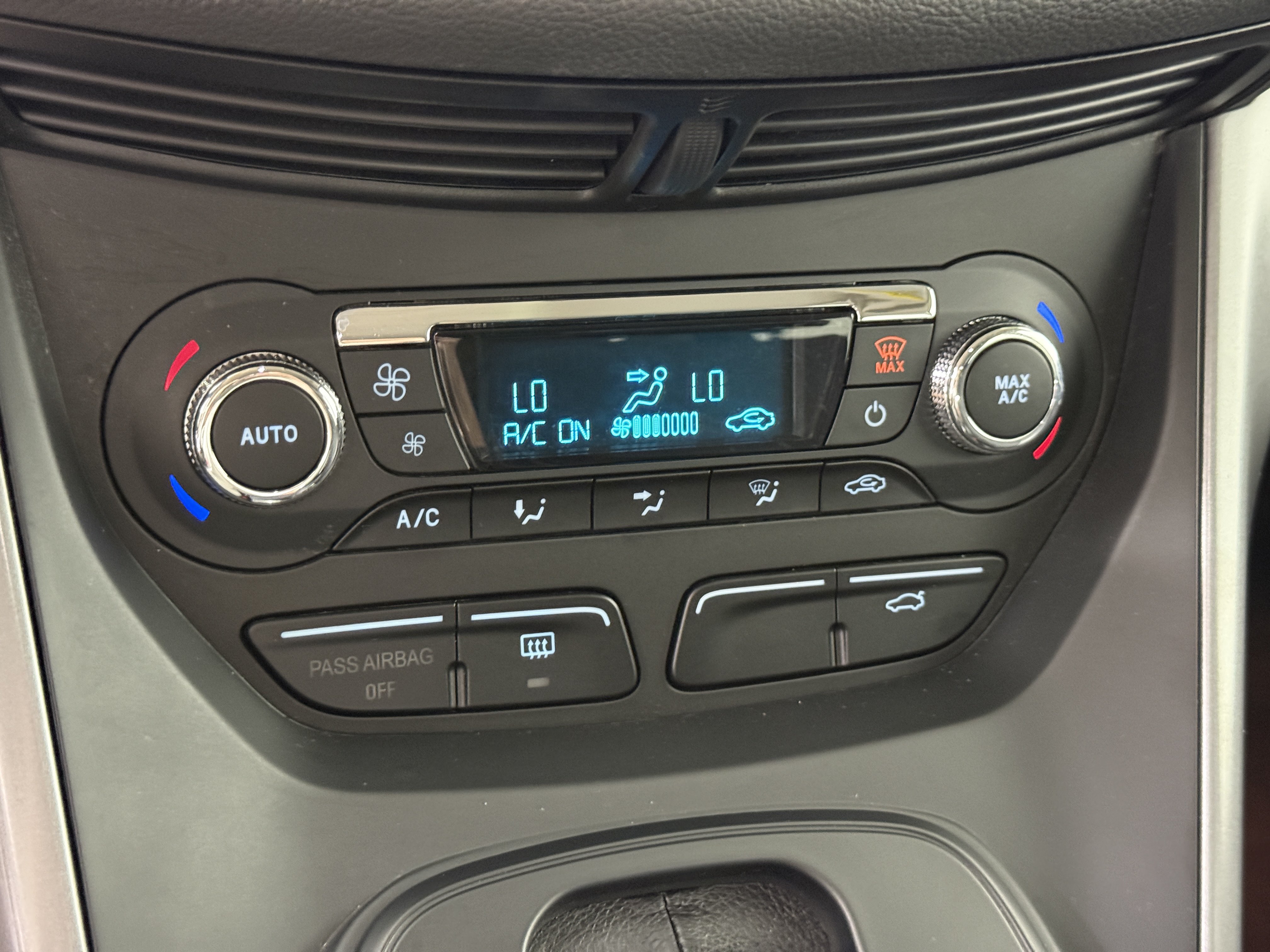 Used 2014 Ford Escape SE w/ SE Chrome Package FWD image 20
