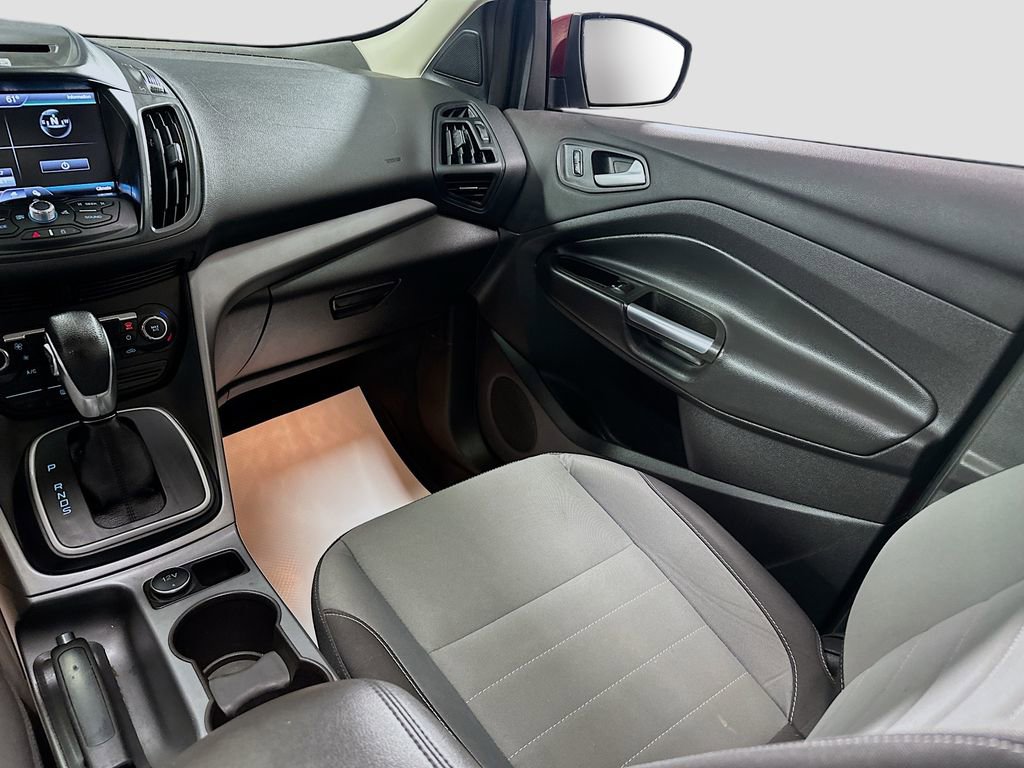 Used 2014 Ford Escape SE w/ Equipment Group 201A image 22