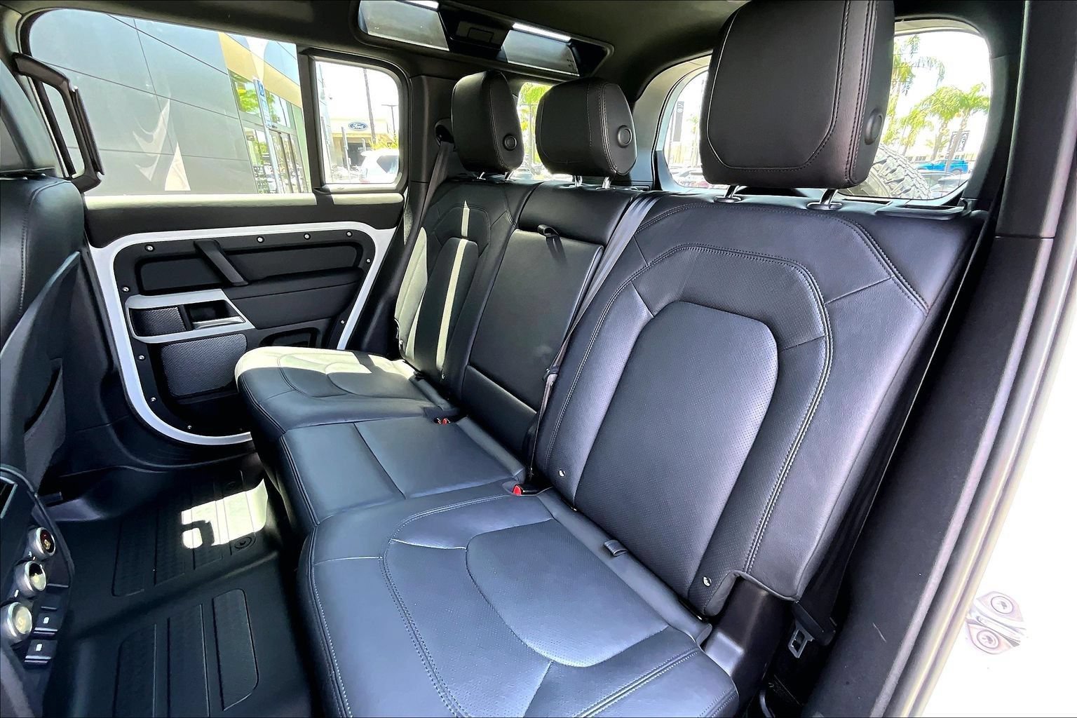 Certified 2024 Land Rover Defender 110 S AWD/4WD image 24