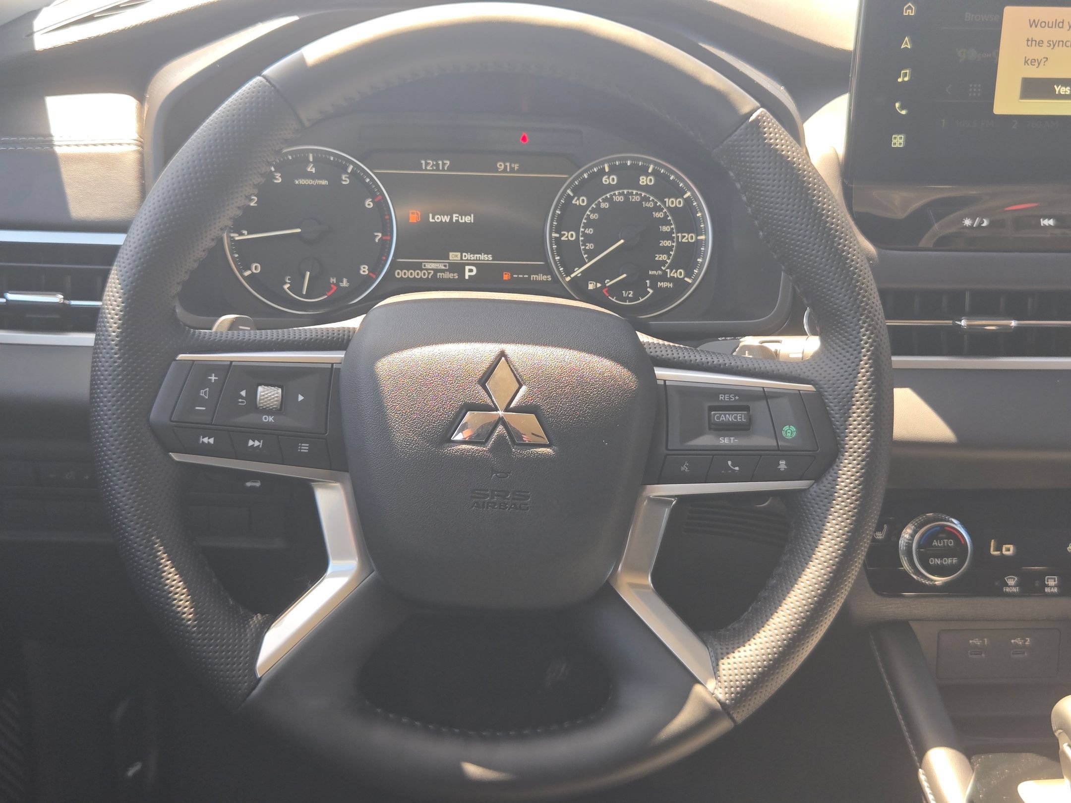 New 2026 Mitsubishi Outlander SE FWD image 17