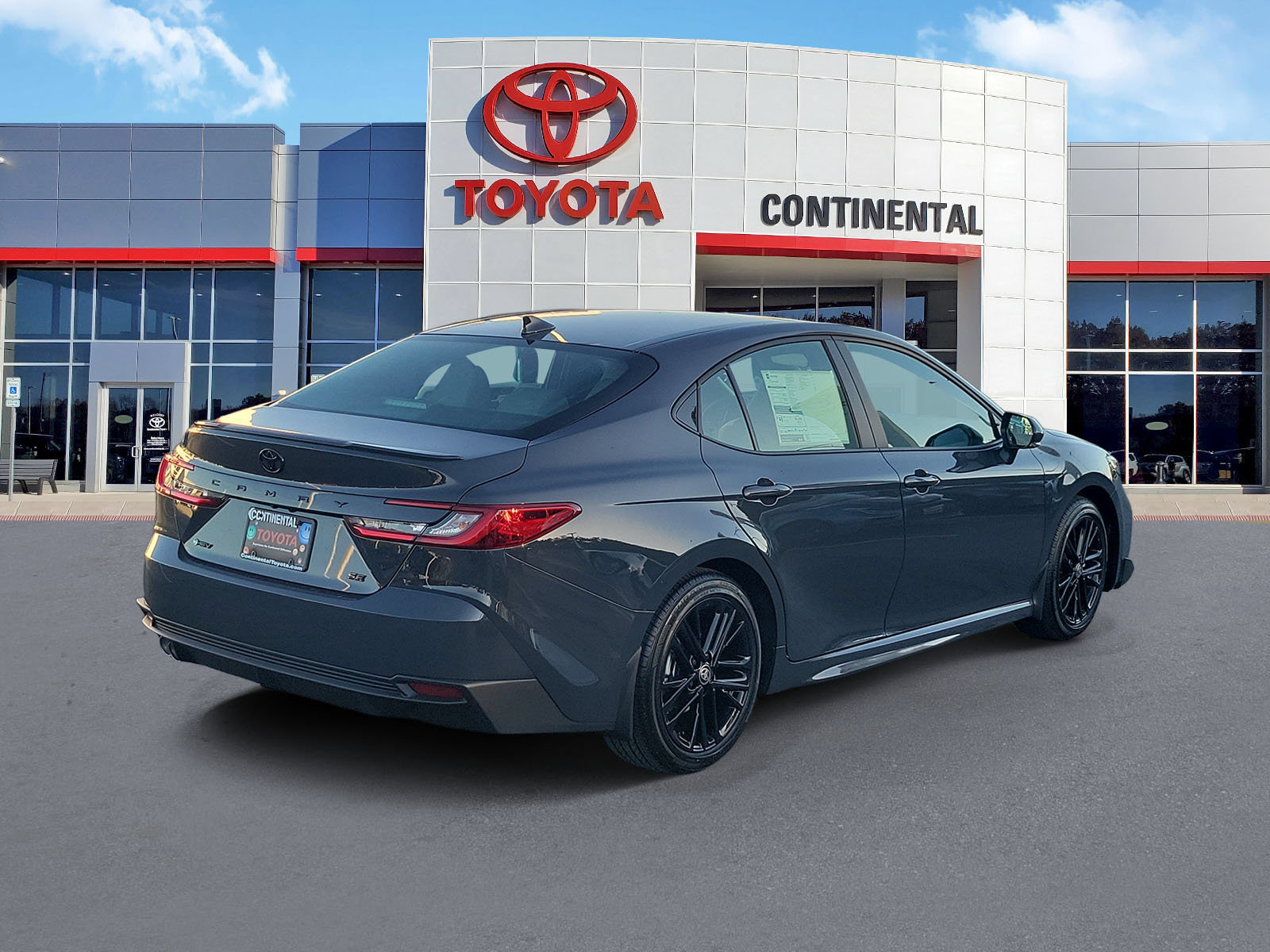 New 2026 Toyota Camry SE FWD image 5