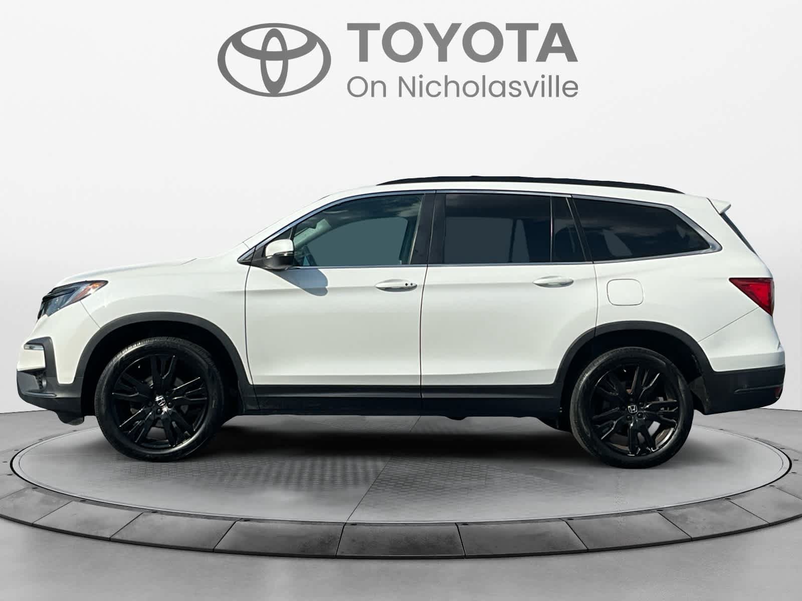 Used 2022 Honda Pilot Special Edition image 2