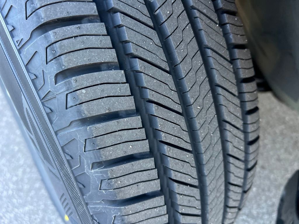 Used 2016 Nissan Rogue SV w/ SV Moonroof Package image 30