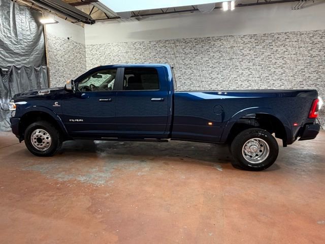 Used 2022 RAM 3500 Laramie AWD/4WD image 6