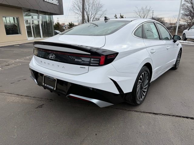 Certified 2024 Hyundai Sonata SEL image 3