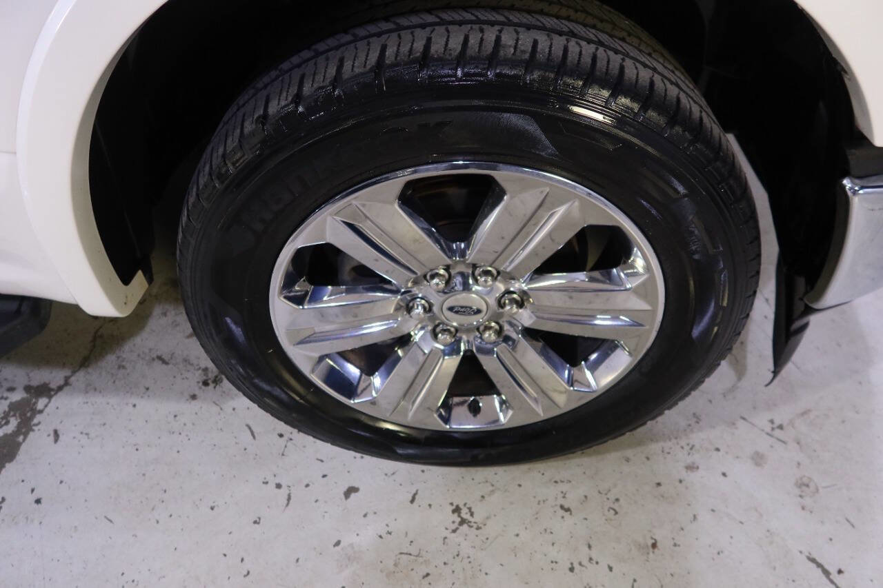Used 2018 Ford F150 Lariat image 39