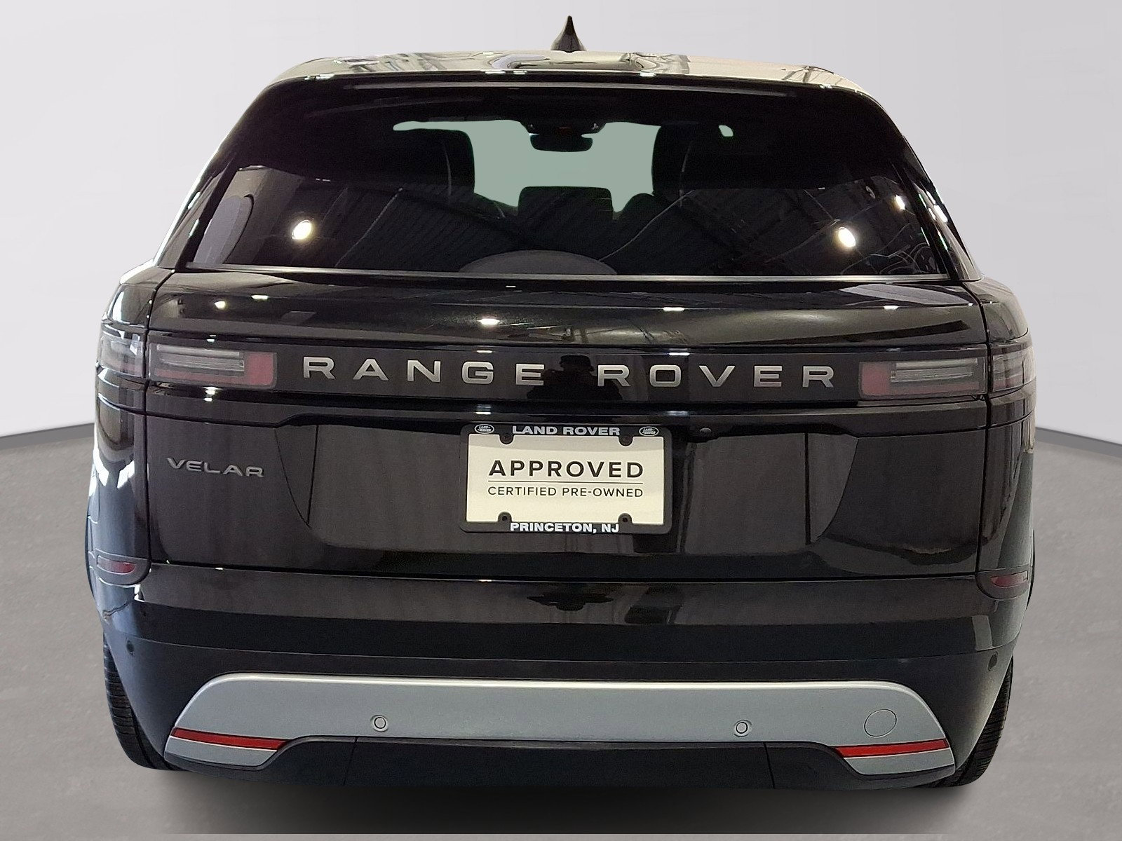 Used 2026 Land Rover Range Rover Velar S image 3