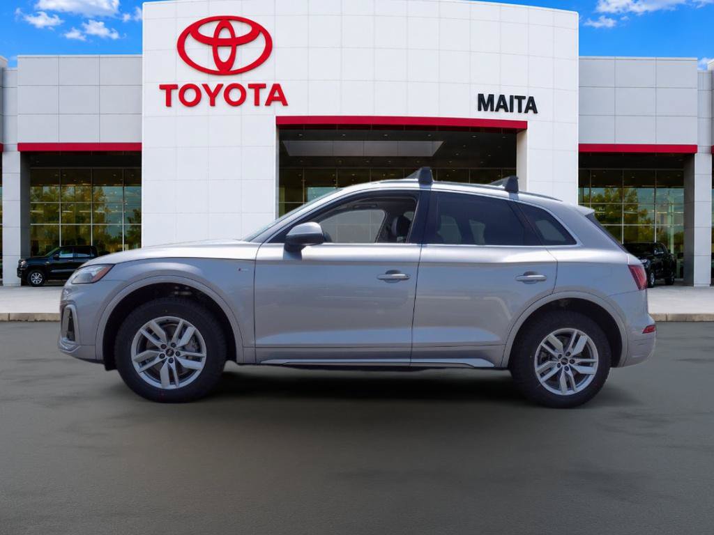 Used 2023 Audi Q5 2.0T Premium w/ Convenience Package AWD/4WD image 6