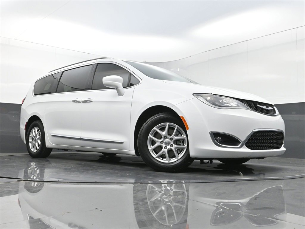 Used 2017 Chrysler Pacifica Touring-L image 21