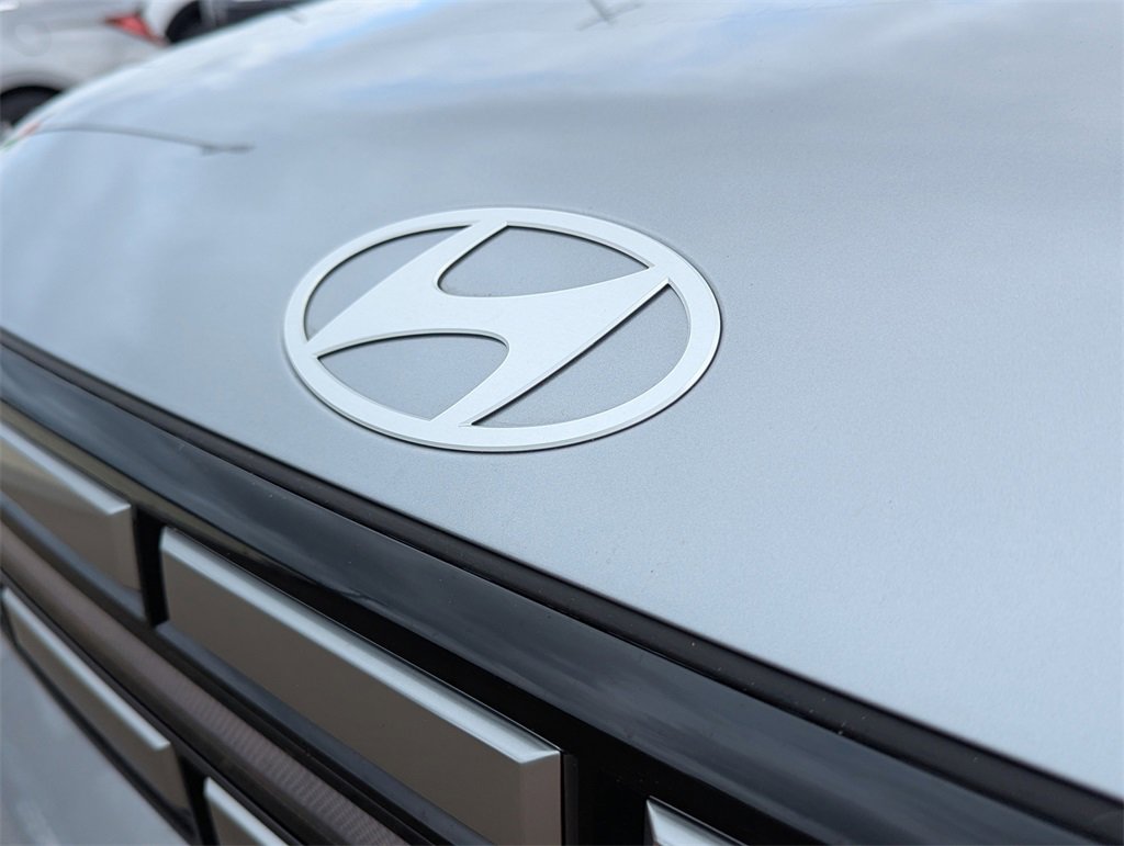Certified 2025 Hyundai Santa Fe SEL image 23