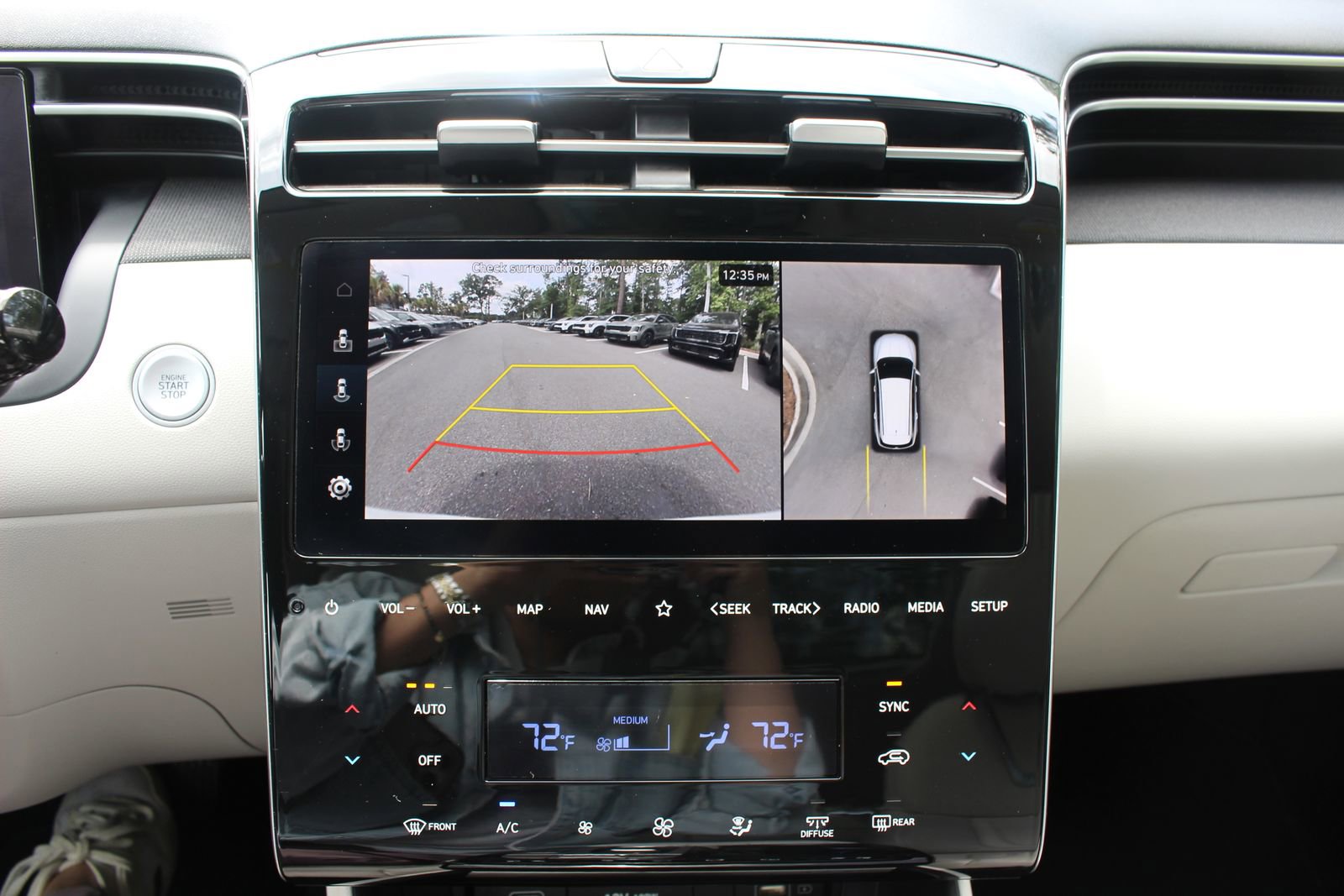 Used 2024 Hyundai Tucson Limited image 32